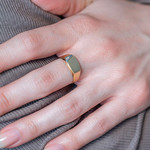 Chevalière or 375 2 tons diamant - vue porté 1