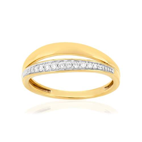 Gold ring 375 2 tone diamonds