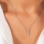 Pendentif or 375 blanc zirconias - vue porté 1