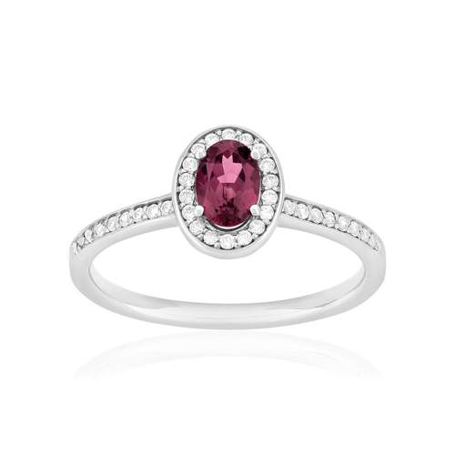 Ring in 375 white gold with rhodolite garnet and diamonds
