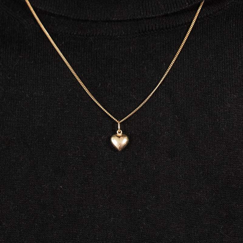 Pendentif or 375 jaune coeur - vue porté 1