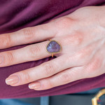 Bague acier doré ouverte améthyste - vue porté 1