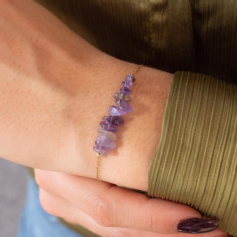 Bracelet acier doré améthystes 20 cm - vue porté 1
