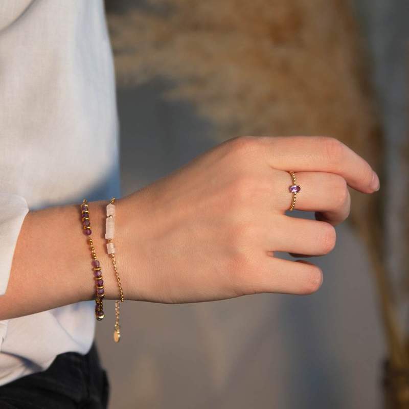 Bracelet acier doré améthystes 20 cm - vue porté 1