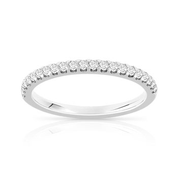 Alliantie van 750 witgoud met halve draai en diamanten van 0,25 ct, 2 mm