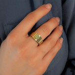 Bague acier doré ouverte aventurine verte - vue porté 1