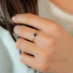 Gold ring 375 yellow sapphire and diamonds - view worn 1