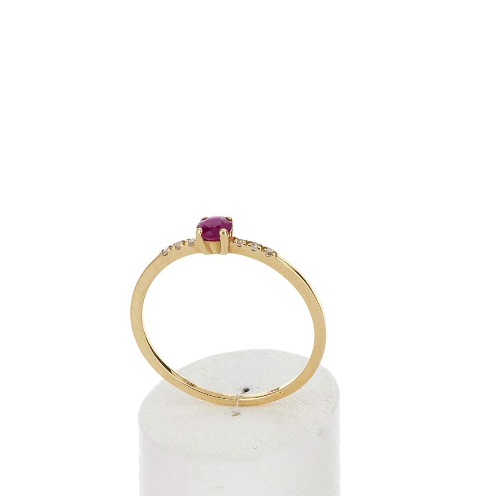 Bague or 375 jaune rubis et diamants - vue 2