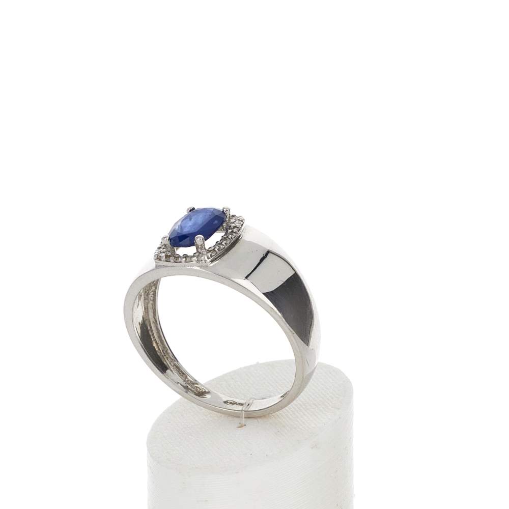Bague or 750 blanc saphir et diamants - vue 3