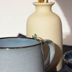 Gold ring 375 yellow emeralds and diamonds - view D1