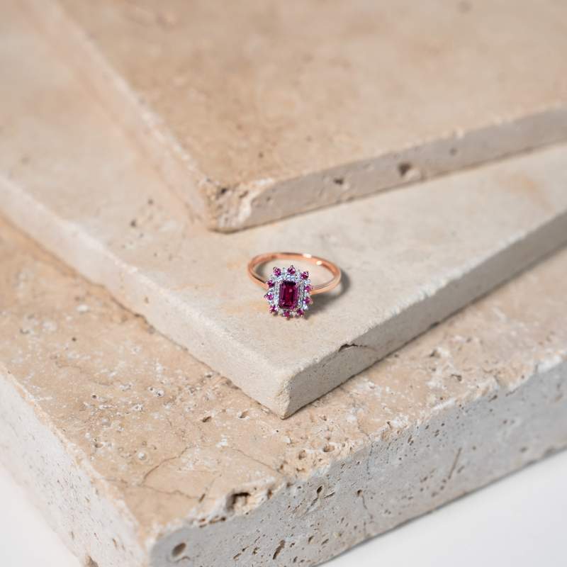 Bague or 375 rose grenats rhodolites et diamants - vue D1