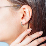 Créoles or 375 jaune topazes traitées - vue porté 1