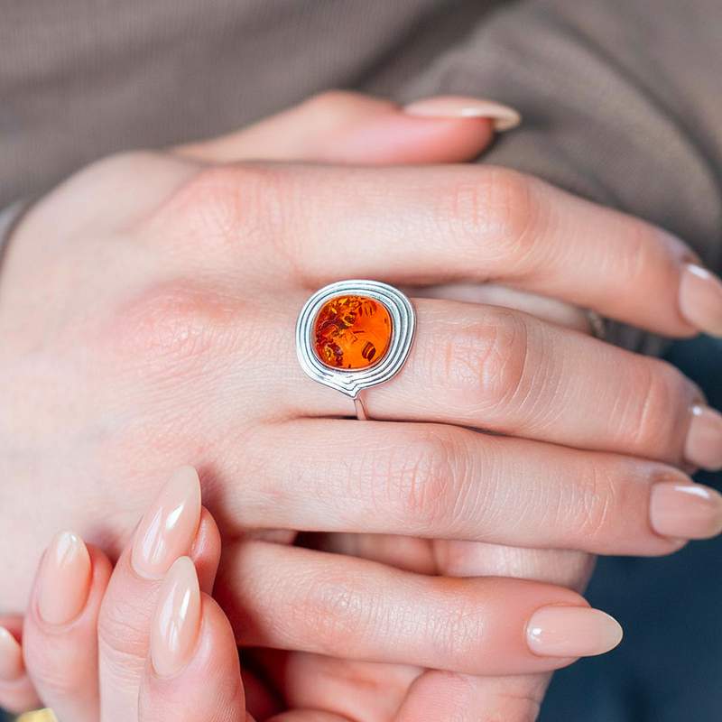 Bague argent 925 ambre - vue porté 1