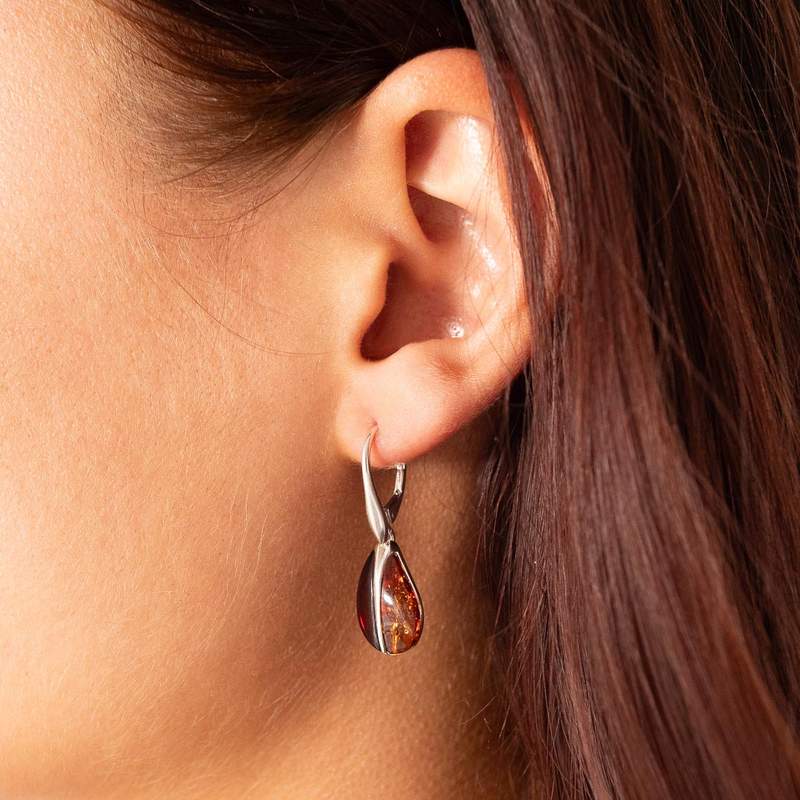 Boucles d'oreilles argent 925 ambre - vue porté 1