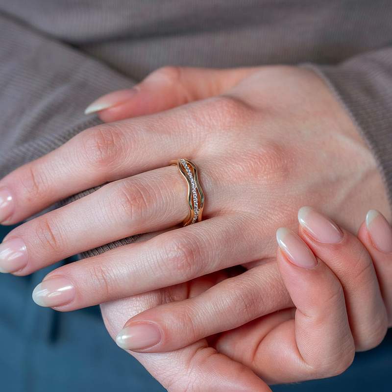 Yellow gold plated and ziconias ring - vue porté 1