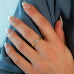 Bague plaqué or 2 tons et ziconias - vue porté 1