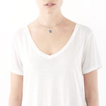 Collier or 750 blanc perles de culture de Tahiti et diamants 45 cm - vue porté 1