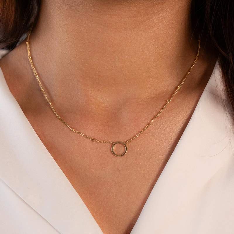 45cm round yellow gold-plated necklace - worn view 1