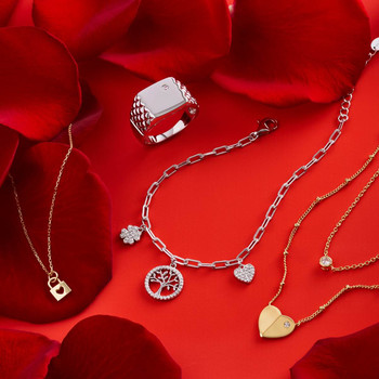 Collier plaqué or jaune coeur et zirconias45cm