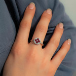 Bague argent 925 pierres synthétiques roses et zirconias - vue porté 1