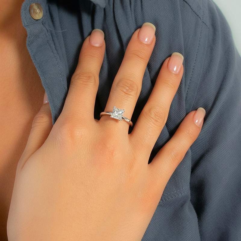 Bague argent 925 et zirconia - vue porté 1