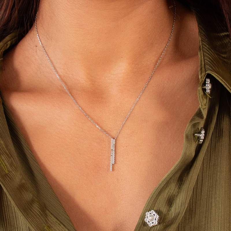 Collier argent 925 et zirconias 45cm - vue porté 1