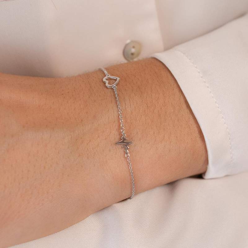 Bracelet argent 925 motif coeur 19cm - vue porté 1
