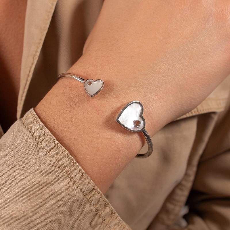 Bracelet jonc argent 925 nacres 17cm - vue porté 1