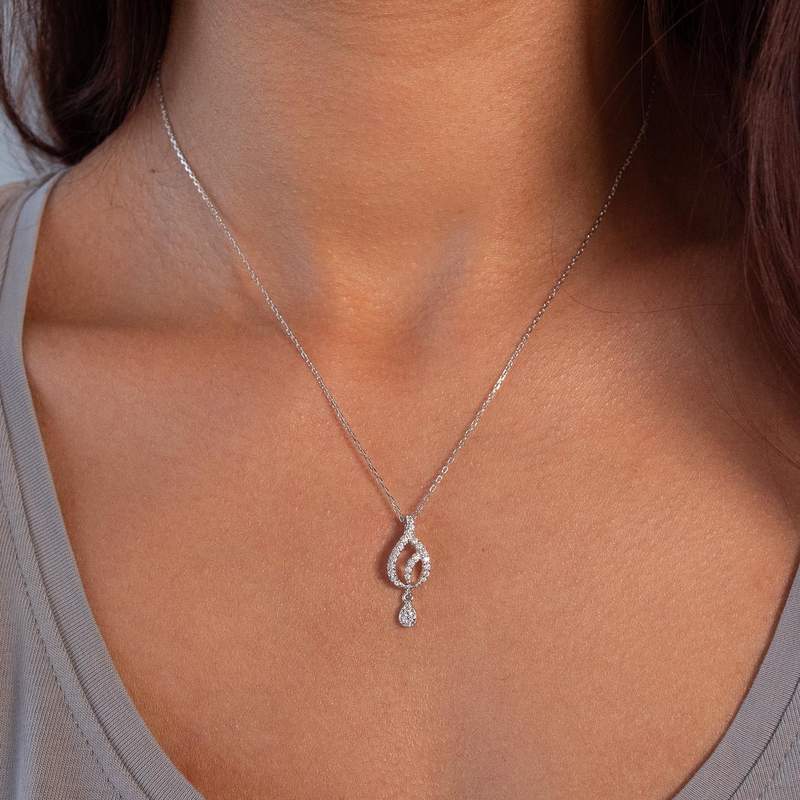 Collier argent 925 et zirconias 45cm - vue porté 1