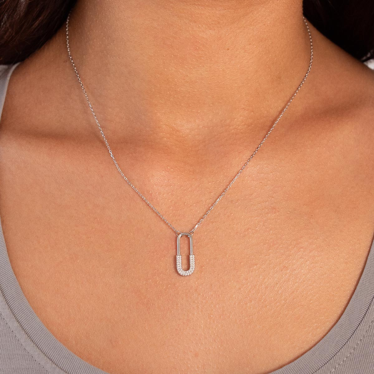 Collier argent 925 et zirconias 45cm - vue porté 1