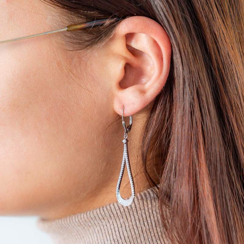 Boucles d'oreilles argent 925 et zirconias - vue porté 1