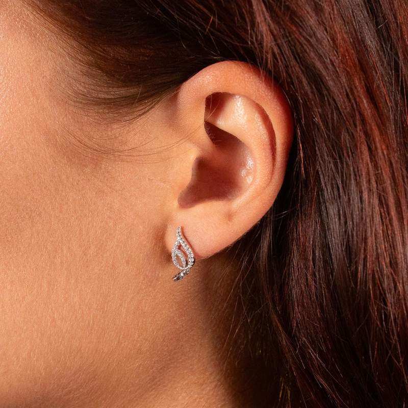 Boucles d'oreilles argent 925 et zirconias - vue porté 1