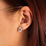 Boucles d'oreilles argent 925 et zirconias - vue porté 1