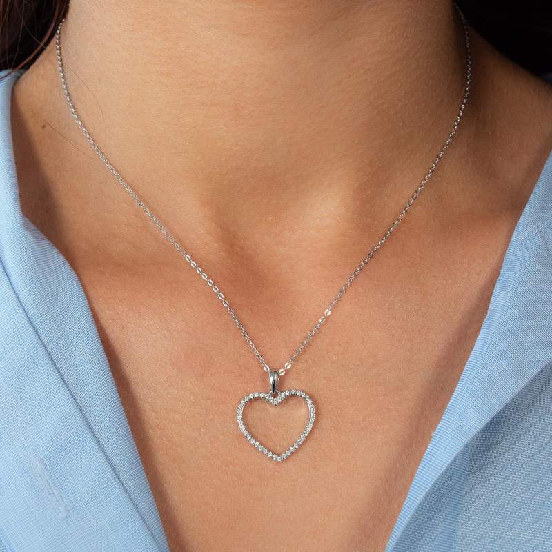 Collier argent 925 et zirconias coeur 45cm - vue porté 1