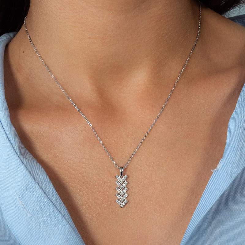Collier argent  925 et zirconias 45cm - vue porté 1