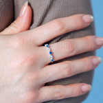 Bague argent 925 zirconias et pierres imitation bleues - vue porté 1