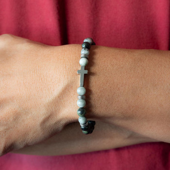 Bracelet acier motif croix et pierres naturelles vertes 23,5cm