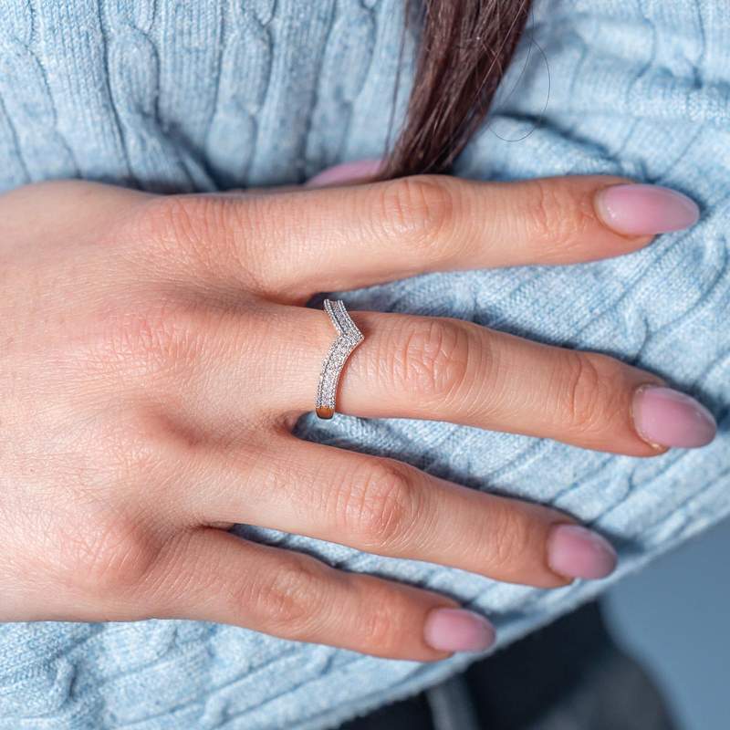 Bague or 750 jaune diamants - vue porté 1