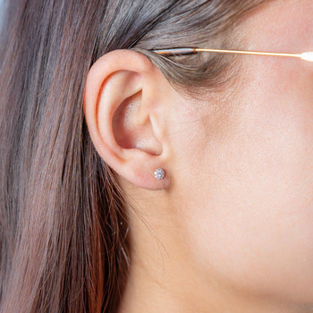 Boucles d'oreilles or 750 jaune diamants