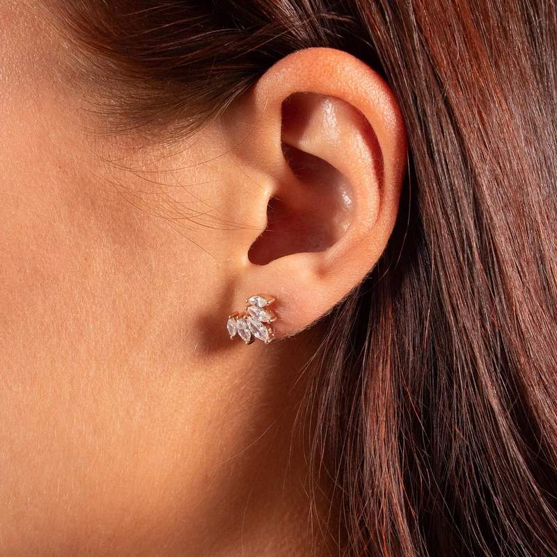Boucles d'oreilles plaqué or zirconias - vue porté 1