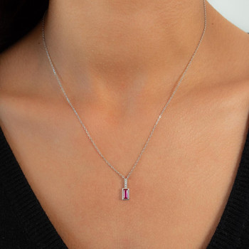 Collier argent 925 pierre synthétique rouge et zirconias 45cm