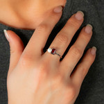 Bague argent 925 perle de Chine et grenat - vue porté 1