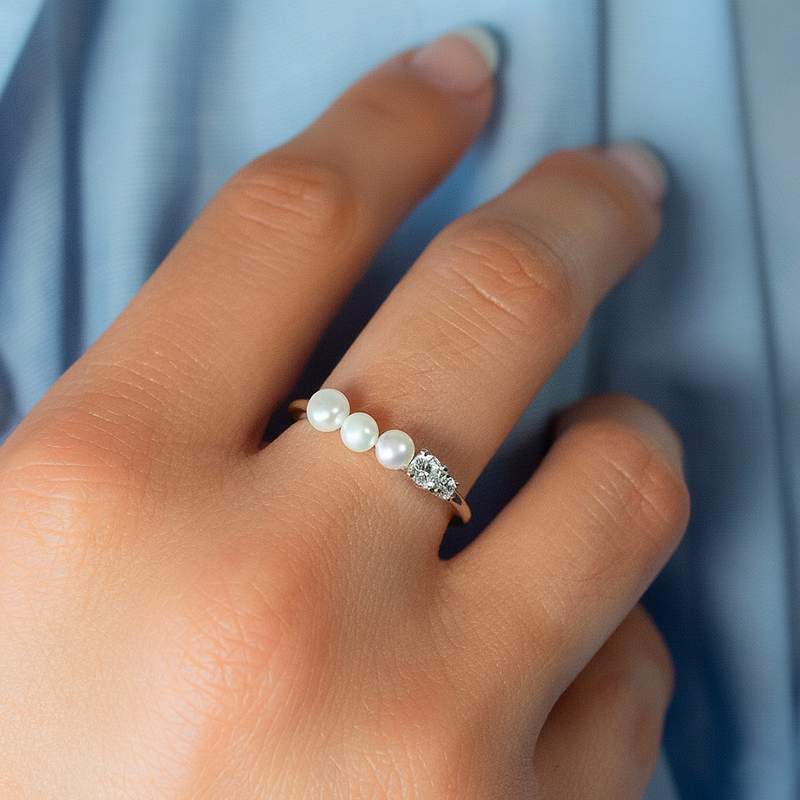 Bague argent 925 perles de Chine et zirconias - vue porté 1