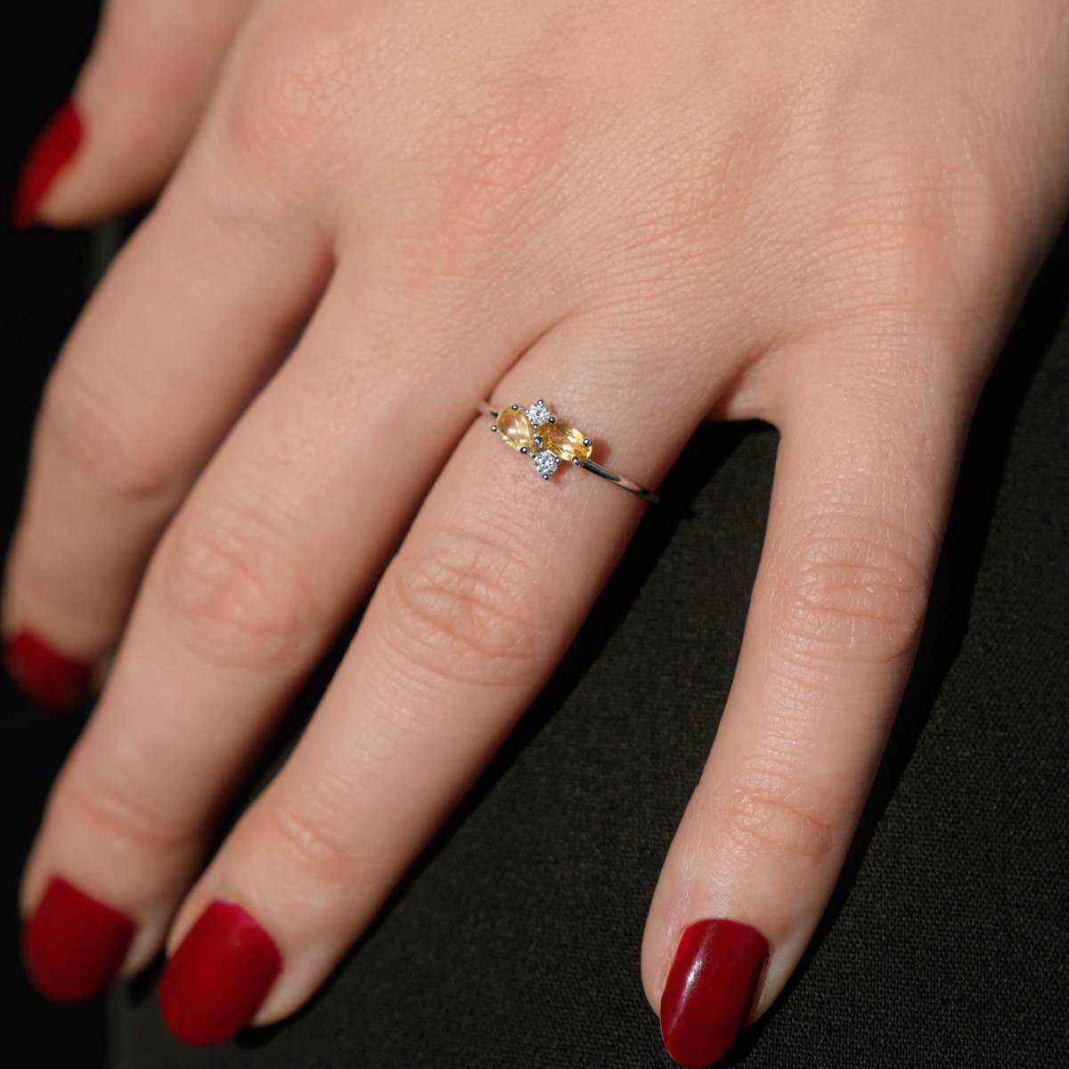 Zilveren ring 925 met citrienen en zirkonia's - gedragen 2