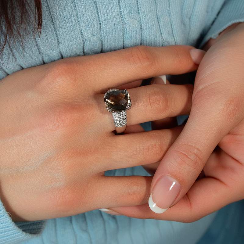 Bague argent 925 quartz fumé et zirconias - vue porté 1