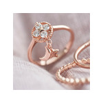 Bague dorée rose zirconia - vue D2