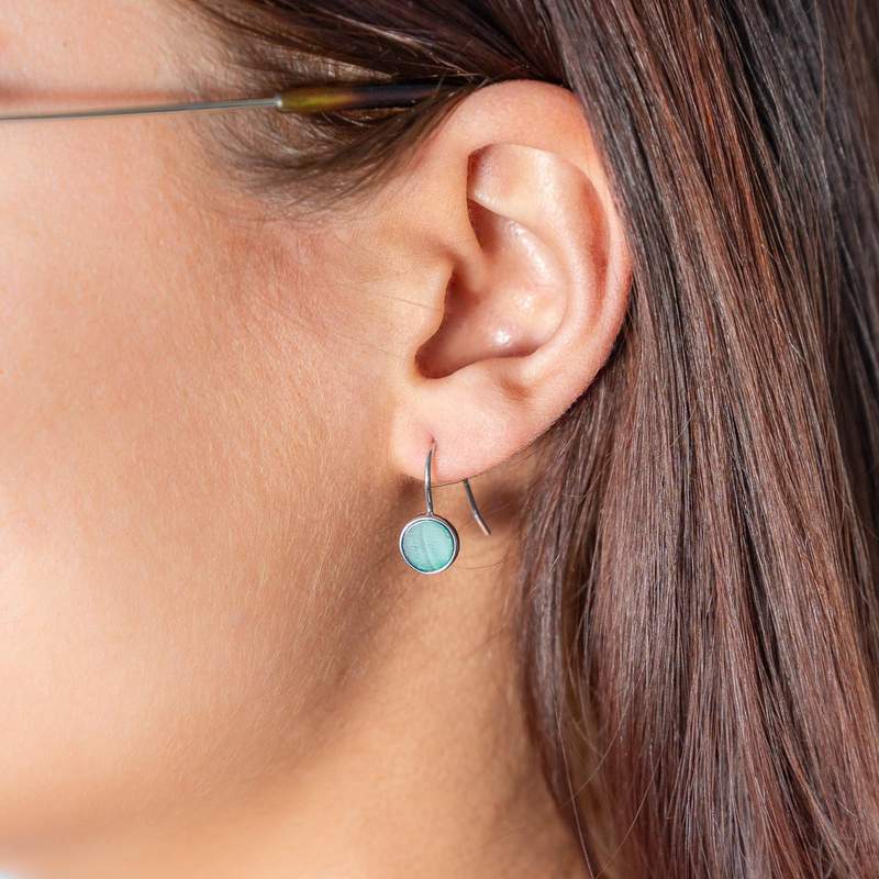 Boucles d'oreilles argent 925 malachite - vue porté 1