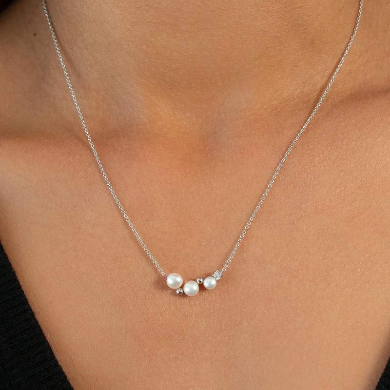 Collier argent 925 perles de Chine et zirconias 45cm - vue porté 1