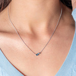 Collier argent 925 topazes bleues traitées 45cm - vue porté 1