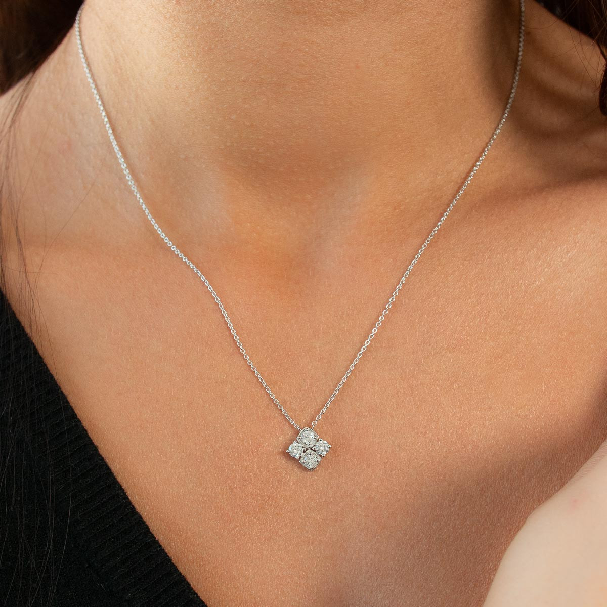 Collier argent 925 et zirconias45cm - vue porté 1